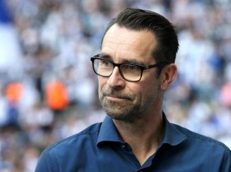 Schaut dem Bundesliga-Start beim FC Bayern optimistisch entgegen: Hertha-Manager Michael Preetz. Foto: Andreas Gora Schaut dem Bundesliga-Start beim FC Bayern optimistisch entgegen: Hertha-Manager Michael Preetz. Foto: Andreas Gora