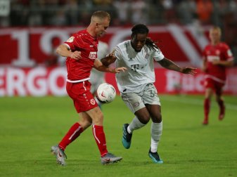 Die Cottbus-Spieler verlangte Bayern München einiges ab Die Cottbus-Spieler verlangte Bayern München einiges ab