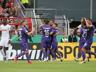 Joost van Aken unterstützt den VFL Osnabrück ab sofort Joost van Aken unterstützt den VFL Osnabrück ab sofort