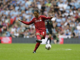 Van Dijk vom FC Liverpool könnte erstmals gewinnen Van Dijk vom FC Liverpool könnte erstmals gewinnen