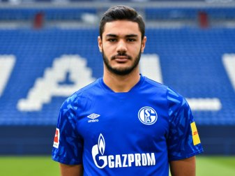 Ozan Kabak fällt für das Spiel in Mönchengladbach aus Ozan Kabak fällt für das Spiel in Mönchengladbach aus