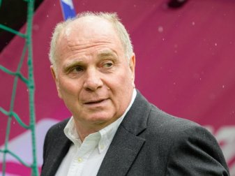 Bayern-Präsident Uli Hoeneß sympathisiert mit dem 1. FC Union Berlin. Foto: Matthias Balk Bayern-Präsident Uli Hoeneß sympathisiert mit dem 1. FC Union Berlin. Foto: Matthias Balk