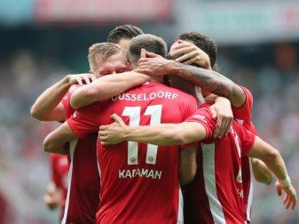 Düsseldorf gewann in Bremen mit 3:1 Düsseldorf gewann in Bremen mit 3:1