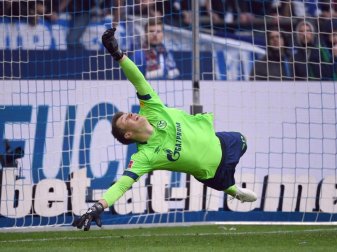 Alexander Nübel muss wegen seines Ausrüster-Wechsels heftige Kritik einstecken. Foto: Ina Fassbender Alexander Nübel muss wegen seines Ausrüster-Wechsels heftige Kritik einstecken. Foto: Ina Fassbender