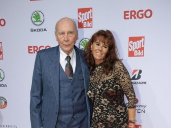 Horst Eckel ist für sein Lebenswerk ausgezeichnet worden. Foto: Axel Heimken Horst Eckel ist für sein Lebenswerk ausgezeichnet worden. Foto: Axel Heimken
