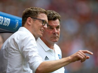 Mutzel (l., mit Dieter Hecking) lobt Kaderplaner Costa Mutzel (l., mit Dieter Hecking) lobt Kaderplaner Costa