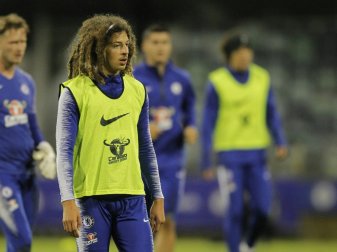 Ampadu ist derzeit von Chelsea an Leipzig ausgeliehen Ampadu ist derzeit von Chelsea an Leipzig ausgeliehen