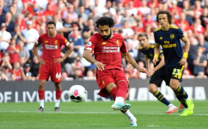 Liverpools Mohamed Salah trifft nicht nur per Strafstoß für sein Team. Foto: Anthony Devlin/PA Wire