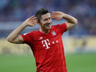 Robert Lewandowski verlängert wohl bei Bayern München Robert Lewandowski verlängert wohl bei Bayern München