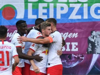 RB Leipzig bezwingt Eintracht Frankfurt 2:1 RB Leipzig bezwingt Eintracht Frankfurt 2:1