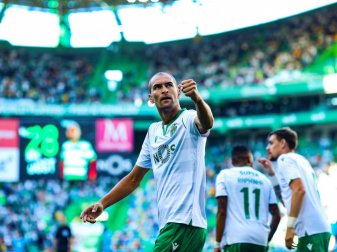 Lange gab es Unstimmigkeiten beim Transfer von Bas Dost Lange gab es Unstimmigkeiten beim Transfer von Bas Dost