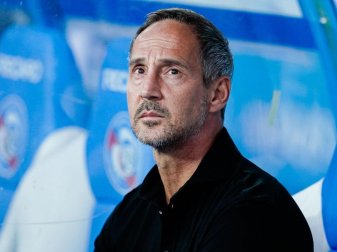 Ist mit seinem Team gegen Straßburg gefordert: Eintracht-Coach Adi Hütter. Foto: Uwe Anspach Ist mit seinem Team gegen Straßburg gefordert: Eintracht-Coach Adi Hütter. Foto: Uwe Anspach