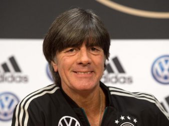 Sucht einen Ersatz für den verletzten Leroy Sané: Bundestrainer Joachim Löw. Foto: Federico Gambarini Sucht einen Ersatz für den verletzten Leroy Sané: Bundestrainer Joachim Löw. Foto: Federico Gambarini