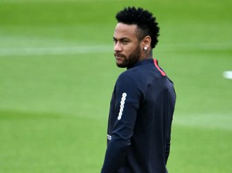 Barcelona bereitet ein letztes Angebot für Neymar vor Barcelona bereitet ein letztes Angebot für Neymar vor