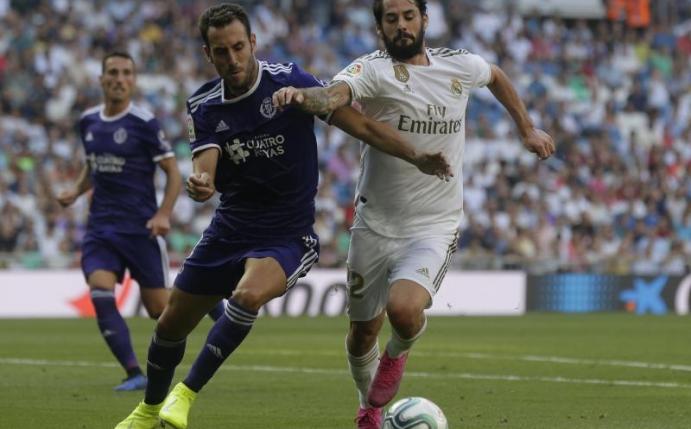 Nächster Verletzter bei Real Madrid: Isco (r). Foto: Paul White/AP