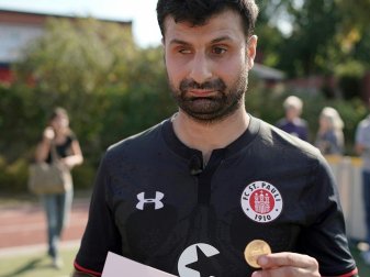 Serdal Celebi spielt mit St. Pauli um die Meisterschaft Serdal Celebi spielt mit St. Pauli um die Meisterschaft