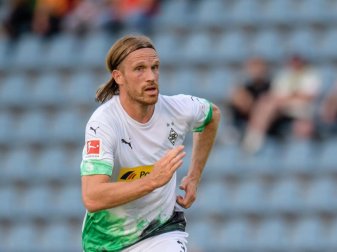 Steht einem Wechsel zu einem anderen Verein offen gegenüber: Gladbach-Verteidiger Michael Lang. Foto: Matthias Balk Steht einem Wechsel zu einem anderen Verein offen gegenüber: Gladbach-Verteidiger Michael Lang. Foto: Matthias Balk
