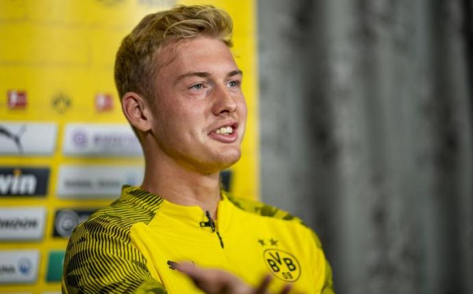 Ob Julian Brandt in der BVB-Startelf steht, ist noch nicht sicher. Foto: David Inderlied