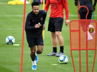Neymar trainierte bei Paris mit Neymar trainierte bei Paris mit