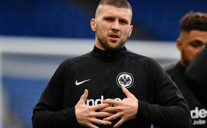 Ante Rebic läuft am Donnerstag auf