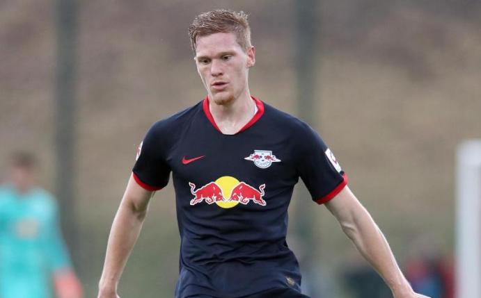 Musste in Gladbach ausgewechselt werden: Leipzigs Marcel Halstenberg. Foto: Ronny Hartmann
