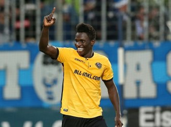 Dresden: Moussa Kone trifft zum 3:3 gegen St. Pauli Dresden: Moussa Kone trifft zum 3:3 gegen St. Pauli