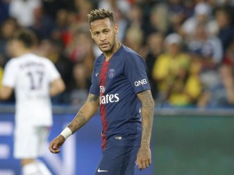 Behält wohl doch das PSG-Trikot an: Neymar. Foto: Michel Euler/AP Behält wohl doch das PSG-Trikot an: Neymar. Foto: Michel Euler/AP