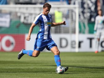 Hatte gegen Schalke nicht seinen besten Tag: Hertha-Profi Niklas Stark. Foto: Daniel Karmann Hatte gegen Schalke nicht seinen besten Tag: Hertha-Profi Niklas Stark. Foto: Daniel Karmann