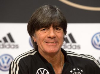 Hatte durch einen Sportunfall im Juni erstmals Spiele der Fußball Nationalmannschaft verpasst: Bundestrainer Joachim Löw. Foto: Federico Gambarini Hatte durch einen Sportunfall im Juni erstmals Spiele der Fußball Nationalmannschaft verpasst: Bundestrainer Joachim Löw. Foto: Federico Gambarini