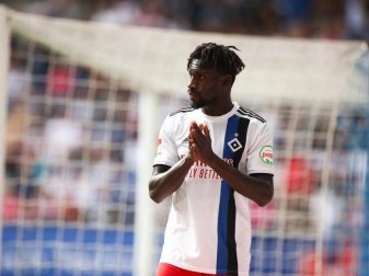 Durchlebte strapaziöse Wochen: HSV-Profi Bakery Jatta. Foto: Christian Charisius Durchlebte strapaziöse Wochen: HSV-Profi Bakery Jatta. Foto: Christian Charisius
