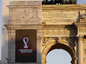 Die FIFA hat das Logo für die Fußball-WM 2022 in Katar vorgestellt. Foto: Luca Bruno Die FIFA hat das Logo für die Fußball-WM 2022 in Katar vorgestellt. Foto: Luca Bruno