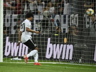 Gnabry erhielt eine Startelf-Garantie vom Bundestrainer Gnabry erhielt eine Startelf-Garantie vom Bundestrainer