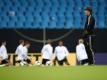 Ließ das DFB-Team im Volksparkstadion ohne Leon Goretzka trainieren: Bundestrainer Joachim Löw. Foto: Christian Charisius