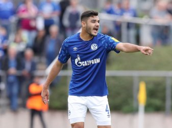 Kabak feiert gegen Viktoria Köln sein Debüt für Schalke Kabak feiert gegen Viktoria Köln sein Debüt für Schalke