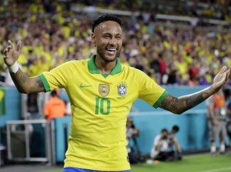 Feierte ein gelungenens Comeback in der Nationalmannschaft: Neymar. Foto: Lynne Sladky/AP Feierte ein gelungenens Comeback in der Nationalmannschaft: Neymar. Foto: Lynne Sladky/AP