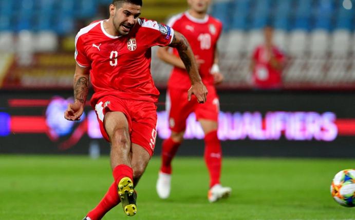 Mitrovics' Transfer gerät ins Zentrum der Ermittlungen