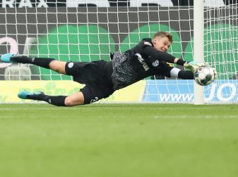 Nübel mit einer Parade gegen Gladbach am ersten Spieltag Nübel mit einer Parade gegen Gladbach am ersten Spieltag