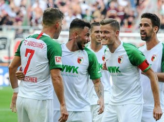 Augsburg freut sich über schwarze Zahlen Augsburg freut sich über schwarze Zahlen