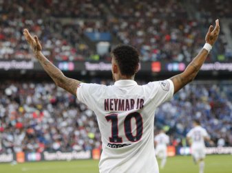 Darf bald wieder für Paris Saint-Germain in der Champions League spielen: Neymar. Foto: Francois Mori/AP Darf bald wieder für Paris Saint-Germain in der Champions League spielen: Neymar. Foto: Francois Mori/AP