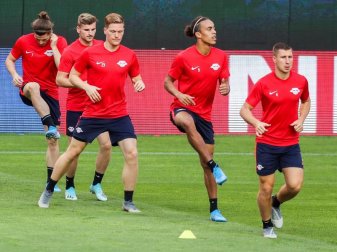 Die Leipziger starten ohne Nationalspieler Lukas Klostermann in Lissabon. Foto: Jan Woitas Die Leipziger starten ohne Nationalspieler Lukas Klostermann in Lissabon. Foto: Jan Woitas