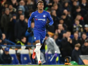 Callum Hudson-Odoi verlängert seinen Vertrag bis 2024 Callum Hudson-Odoi verlängert seinen Vertrag bis 2024