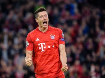 Lewandowski könnte der erste Bayern-Profi seit Carsten Jancker werden, der an den ersten fünf Spieltagen trifft. Foto: Matthias Balk Lewandowski könnte der erste Bayern-Profi seit Carsten Jancker werden, der an den ersten fünf Spieltagen trifft. Foto: Matthias Balk