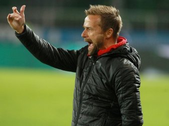 Sieg für Würzburg und Trainer Michael Schiele Sieg für Würzburg und Trainer Michael Schiele