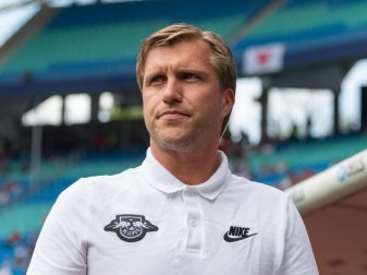 Markus Krösche sieht RB Leipzig noch nicht als Titelanwärter. Foto: Robert Michael Markus Krösche sieht RB Leipzig noch nicht als Titelanwärter. Foto: Robert Michael