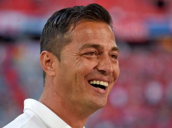 Ante Covic feiert seinen ersten Bundesliga-Sieg Ante Covic feiert seinen ersten Bundesliga-Sieg