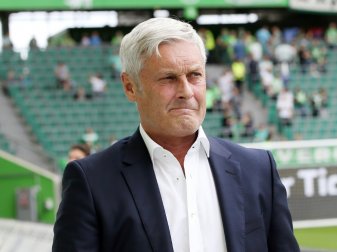 Meckert über den Schiedsrichter: Armin Veh Meckert über den Schiedsrichter: Armin Veh