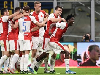 Sparta verliert das Prager-Stadtduell gegen Slavia 0:3 Sparta verliert das Prager-Stadtduell gegen Slavia 0:3