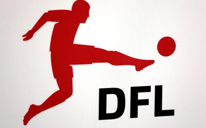 Rund zwei Millionen Euro gibt die Deutsche Fußball Liga an 124 Vereine als Ausbildungsentschädigung. foto: Oliver Berg