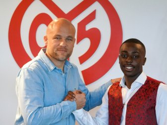 Merveille Papela unterschreibt einen Vertrag bis 2023 Merveille Papela unterschreibt einen Vertrag bis 2023