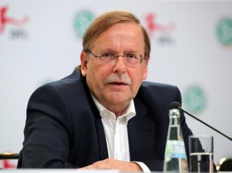 Rainer Koch wurde von der Ethikkommission angezeigt Rainer Koch wurde von der Ethikkommission angezeigt